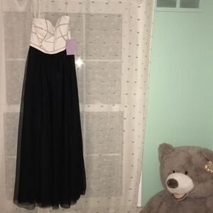 NWT JS Collections Strapless Evening Gown Prom Dress Size 10